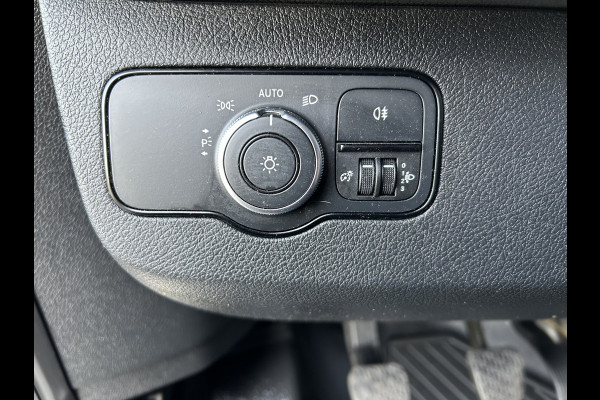 Mercedes-Benz Sprinter 315 CDI L2 H1 RWD / Trekhaak / MBUX / Camera / Carplay navigatie / Airco / 270 Graden achterdeuren