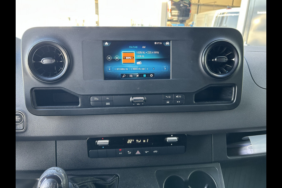 Mercedes-Benz Sprinter 315 CDI L2 H1 RWD / Trekhaak / MBUX / Camera / Carplay navigatie / Airco / 270 Graden achterdeuren