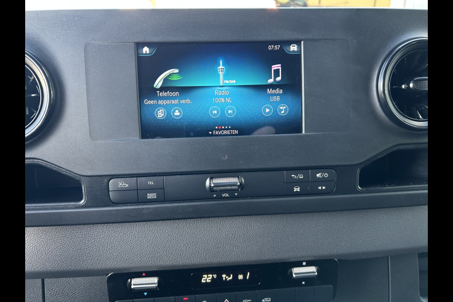 Mercedes-Benz Sprinter 315 CDI L2 H1 RWD / Trekhaak / MBUX / Camera / Carplay navigatie / Airco / 270 Graden achterdeuren