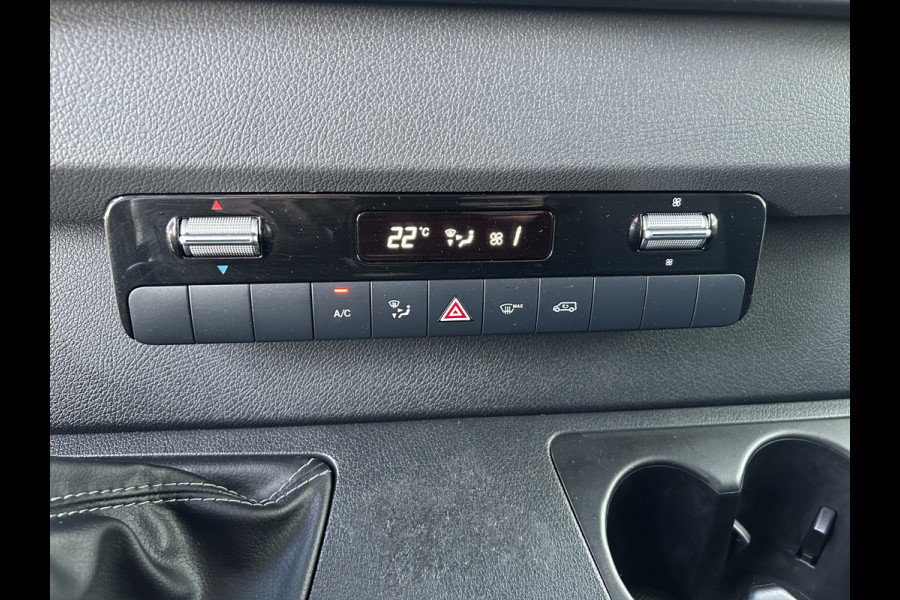 Mercedes-Benz Sprinter 315 CDI L2 H1 RWD / Trekhaak / MBUX / Camera / Carplay navigatie / Airco / 270 Graden achterdeuren