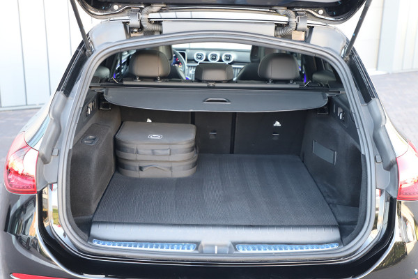 Mercedes-Benz C-Klasse Estate 300 de AMG 4-Matic Aut9 | Head-up | Keyles-go | Distronic | Massage | Pano | Multi-beam | 2023.