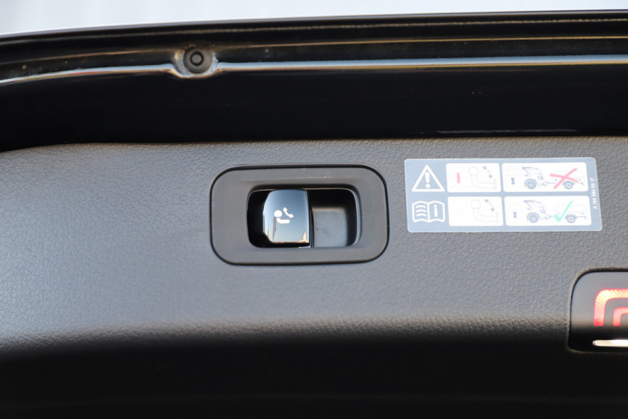 Mercedes-Benz C-Klasse Estate 300 de AMG 4-Matic Aut9 | Head-up | Keyles-go | Distronic | Massage | Pano | Multi-beam | 2023.