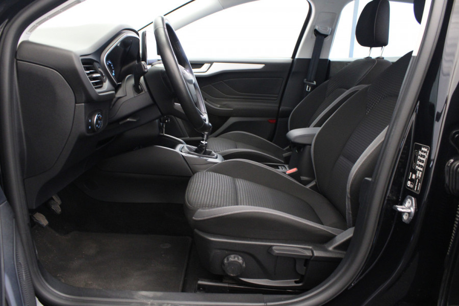 Ford Focus 1.0 EcoBoost Hybrid Active |Stoel/stuur verwarming|