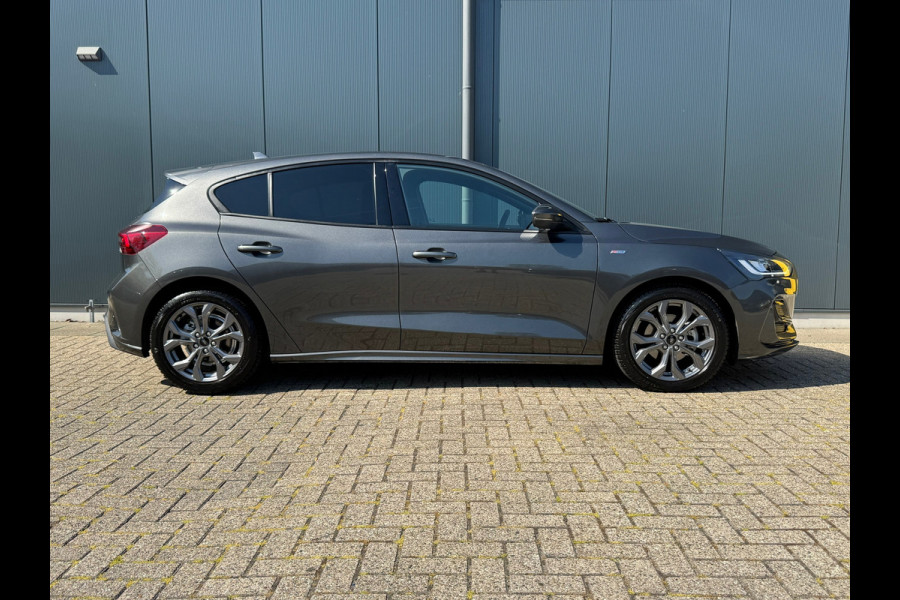 Ford Focus 1.0 EcoBoost * ST Line * Cruise * Camera * Linedetectie *