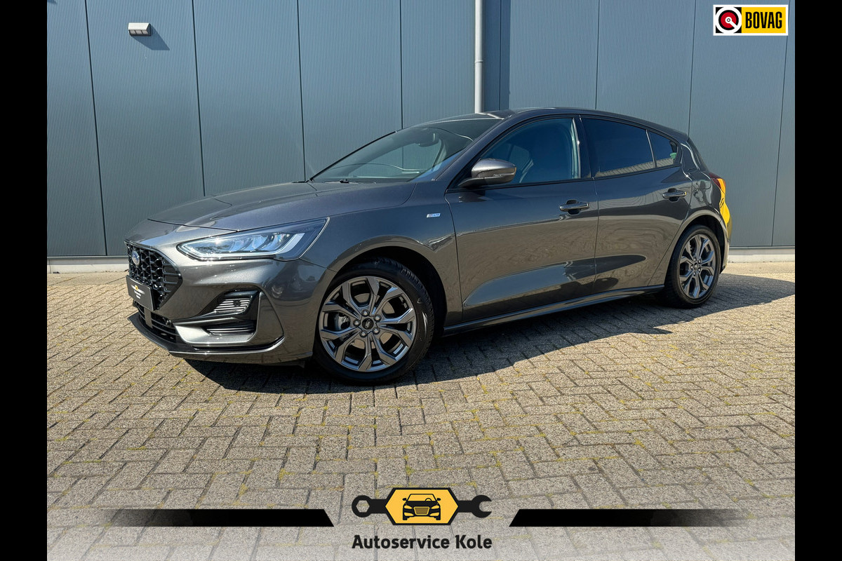 Ford Focus 1.0 EcoBoost * ST Line * Cruise * Camera * Linedetectie * Ford Focus 1.0 EcoBoost * ST Line * Cruise * Camera * Linedetectie *