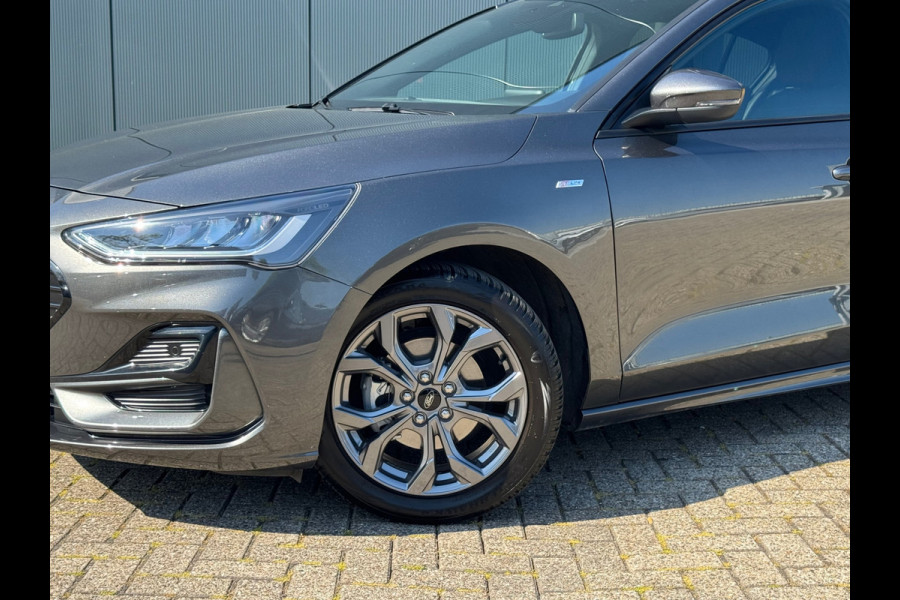 Ford Focus 1.0 EcoBoost * ST Line * Cruise * Camera * Linedetectie *