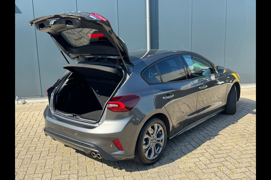Ford Focus 1.0 EcoBoost * ST Line * Cruise * Camera * Linedetectie *