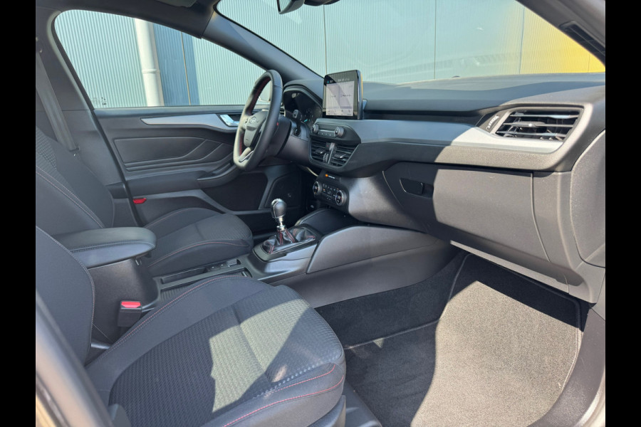 Ford Focus 1.0 EcoBoost * ST Line * Cruise * Camera * Linedetectie *