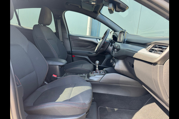 Ford Focus 1.0 EcoBoost * ST Line * Cruise * Camera * Linedetectie *