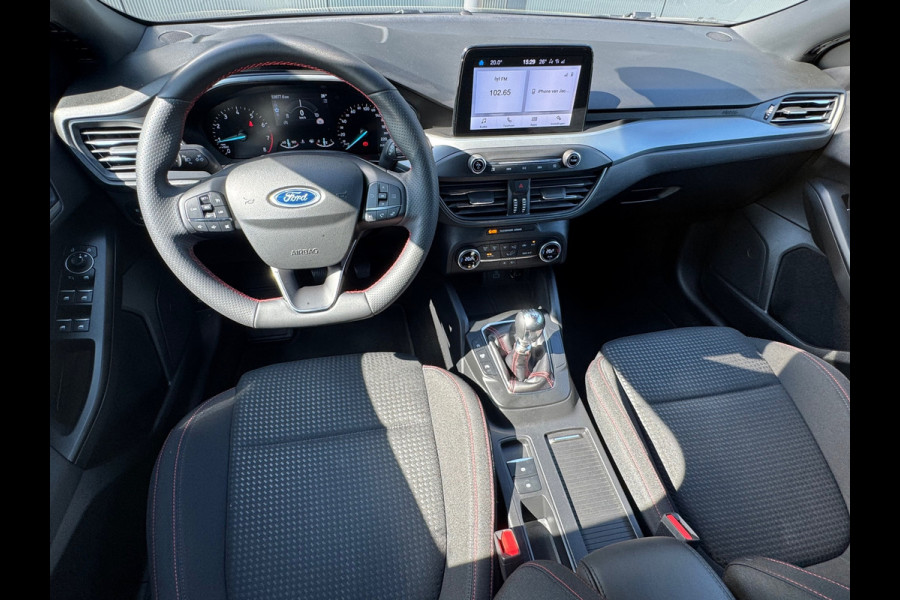 Ford Focus 1.0 EcoBoost * ST Line * Cruise * Camera * Linedetectie *
