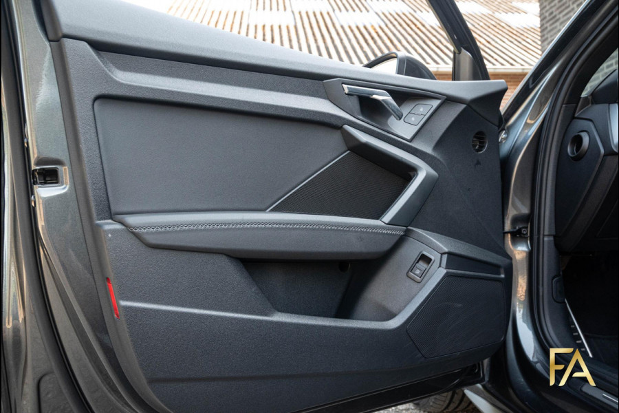 Audi A3 Sportback 40 TFSI e S Line Panodak|19 Inch|MatrixLED