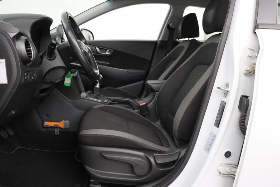 Hyundai Kona 1.0T Comfort | Trekhaak | Carplay | Camera | Climate control | Navigatie | Cruise control | Keyless | Bluetooth