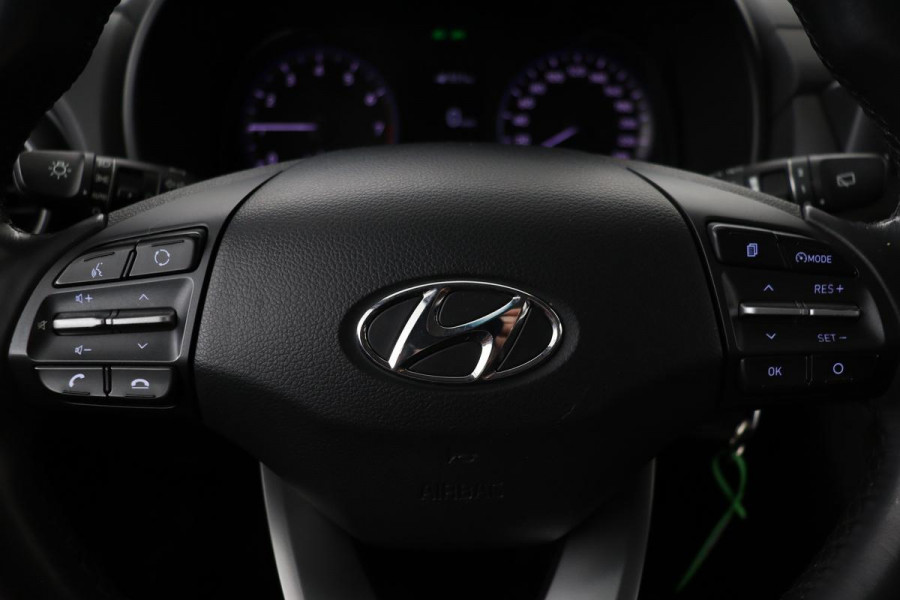Hyundai Kona 1.0T Comfort | Trekhaak | Carplay | Camera | Climate control | Navigatie | Cruise control | Keyless | Bluetooth