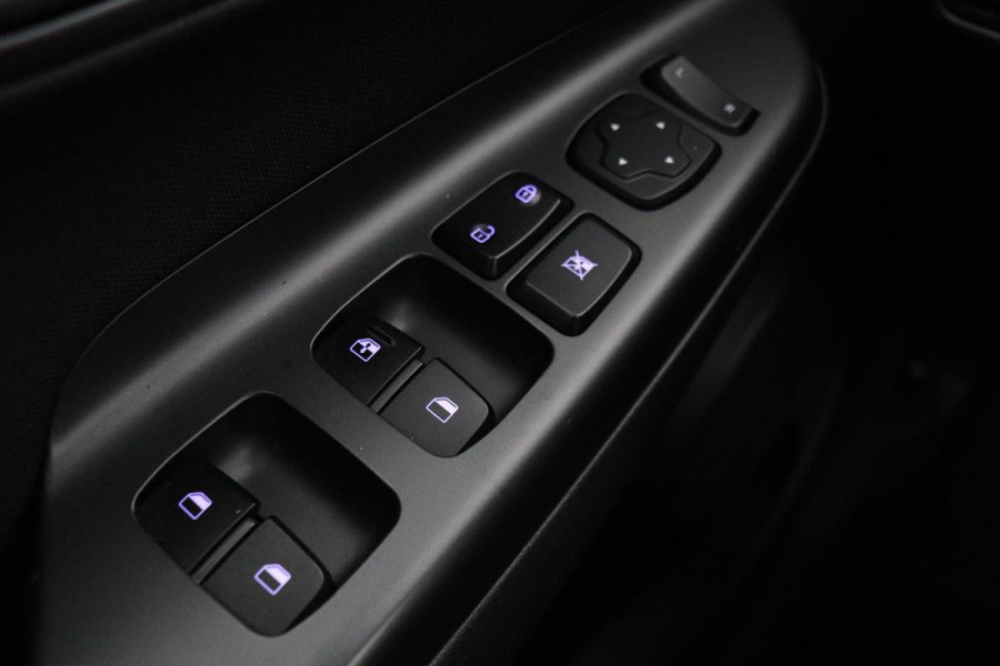 Hyundai Kona 1.0T Comfort | Trekhaak | Carplay | Camera | Climate control | Navigatie | Cruise control | Keyless | Bluetooth