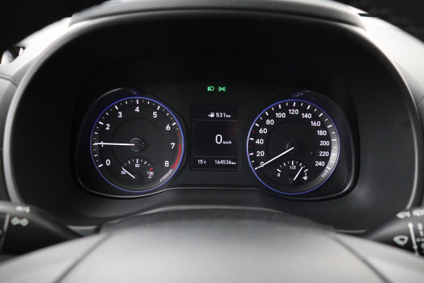 Hyundai Kona 1.0T Comfort | Trekhaak | Carplay | Camera | Climate control | Navigatie | Cruise control | Keyless | Bluetooth