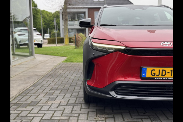 Toyota Bz4x 71,4 kWh 204pk Premium | Trekhaak, Panoramadak, 20 inch, 360 Camera, Parkeersensoren, Dodehoekherkenning, Stoel + Stuurverwarmin