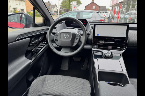 Toyota Bz4x 71,4 kWh 204pk Premium | Trekhaak, Panoramadak, 20 inch, 360 Camera, Parkeersensoren, Dodehoekherkenning, Stoel + Stuurverwarmin