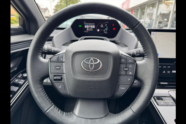 Toyota Bz4x 71,4 kWh 204pk Premium | Trekhaak, Panoramadak, 20 inch, 360 Camera, Parkeersensoren, Dodehoekherkenning, Stoel + Stuurverwarmin