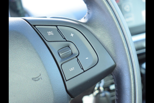 Citroën C4 Cactus 1.2 PureTech Business Plus TREKHAAK | STOELVERWARMING | NAVIGATIE | ACHTERUITRIJCAMERA MET SENSOREN | E.C.C. |