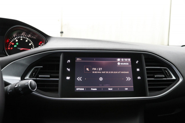 Peugeot 308 SW 1.2 PureTech Premium*PANO*ACC*ECC*NAVI*