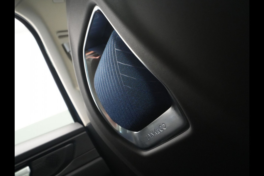 Lynk & Co 01 1.5 Hybride Panorama Camera Stoelverwarming Side Assist Keyless 6
