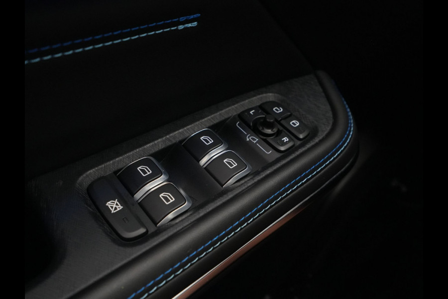 Lynk & Co 01 1.5 Hybride Panorama Camera Stoelverwarming Side Assist Keyless 6