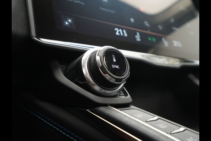 Lynk & Co 01 1.5 Hybride Panorama Camera Stoelverwarming Side Assist Keyless 6