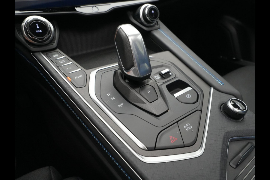 Lynk & Co 01 1.5 Hybride Panorama Camera Stoelverwarming Side Assist Keyless 6