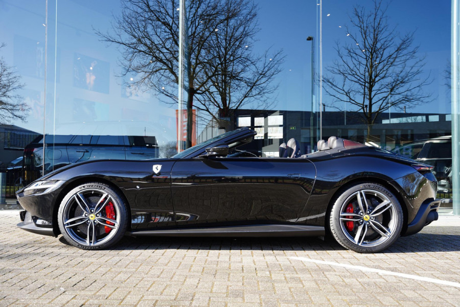Ferrari Roma Spider 3.9 V8 2025-05