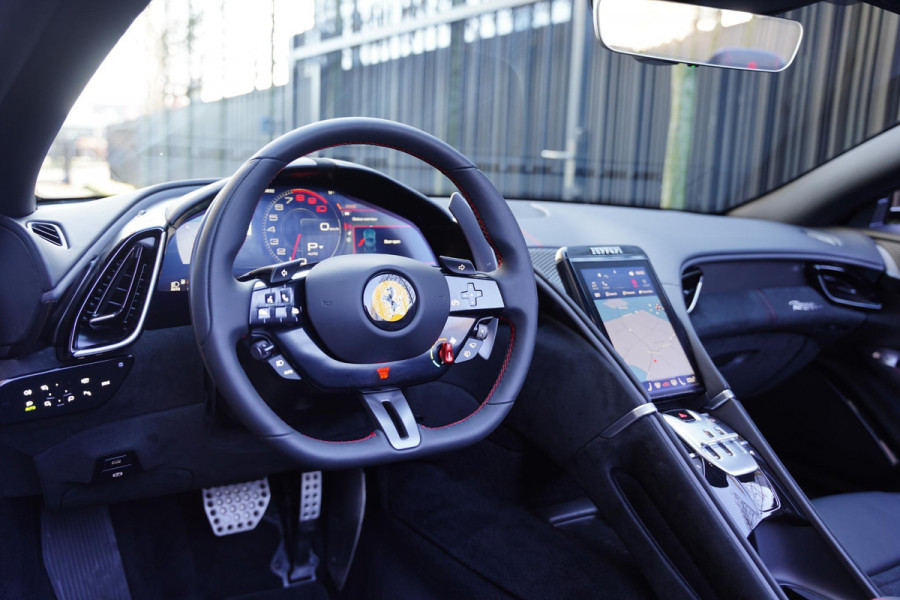 Ferrari Roma Spider 3.9 V8 2025-05