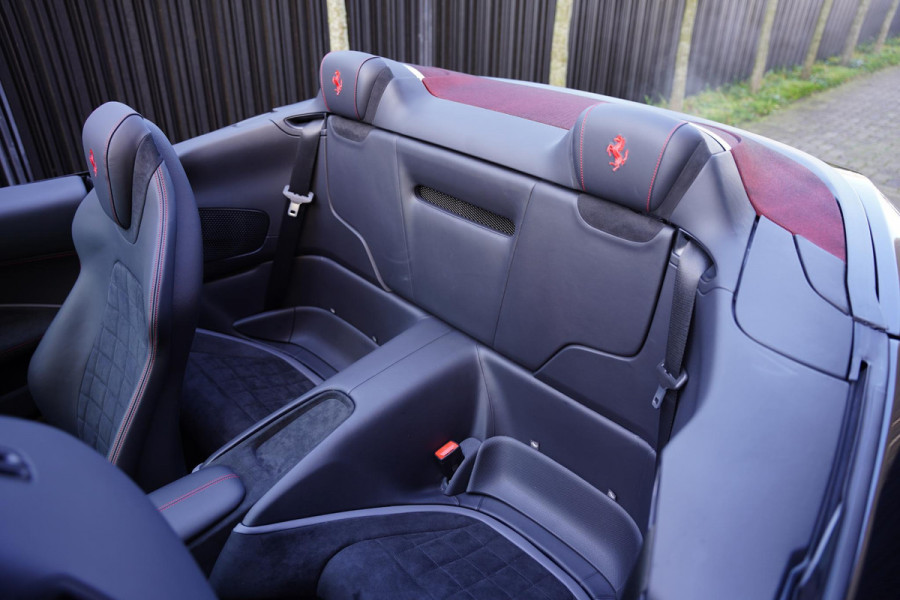 Ferrari Roma Spider 3.9 V8 2025-05