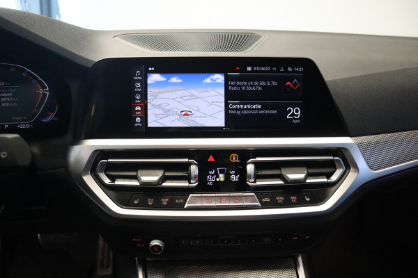 BMW 3 Serie Touring 320i High Executive Edition 184 PK Navigatie Luxe Volleder Cruise Control Stoelverwarming sfeerverlichting