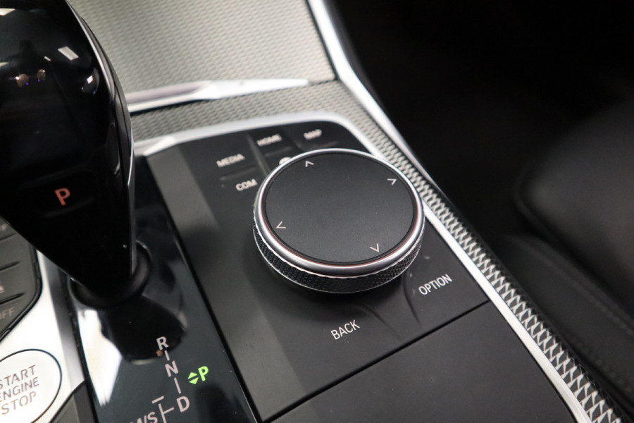 BMW 3 Serie Touring 320i High Executive Edition 184 PK Navigatie Luxe Volleder Cruise Control Stoelverwarming sfeerverlichting