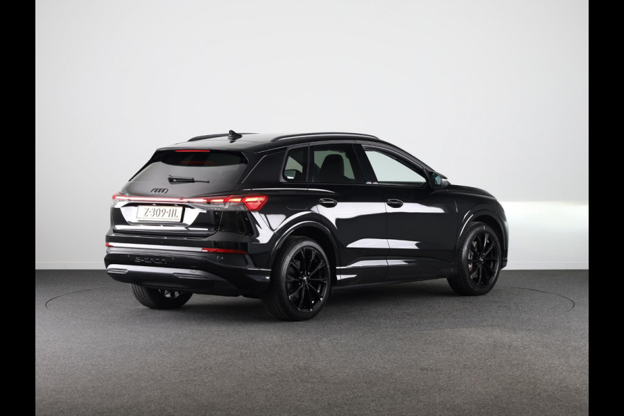 Audi Q4 e-tron 45 Advanced edition 82 kWh 286pk | Private lease vanaf € 796,- pm | 20 inch Lichtmetalen velgen  | Navigatie | Parkeerhulp Plus