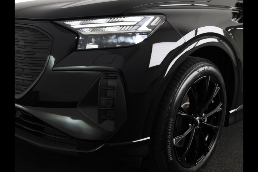 Audi Q4 e-tron 45 Advanced edition 82 kWh 286pk | Private lease vanaf € 796,- pm | 20 inch Lichtmetalen velgen  | Navigatie | Parkeerhulp Plus