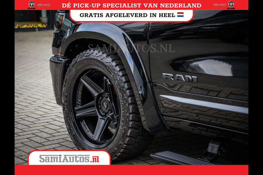 Dodge Ram NIGHT PREMIUM 2025 | BOM VOL + 14.4 INCH SCHERM | LUCHTVERING | HUD | HURRICANE 420PK 636 Nm | PRIJS MET LPG EN COVER EN GARANTI DUBBELE CABINE | PICK UP | 5 PERSOONS | DC | GRIJSKENTEKEN | VOORRAAD NR 2287 - 3384