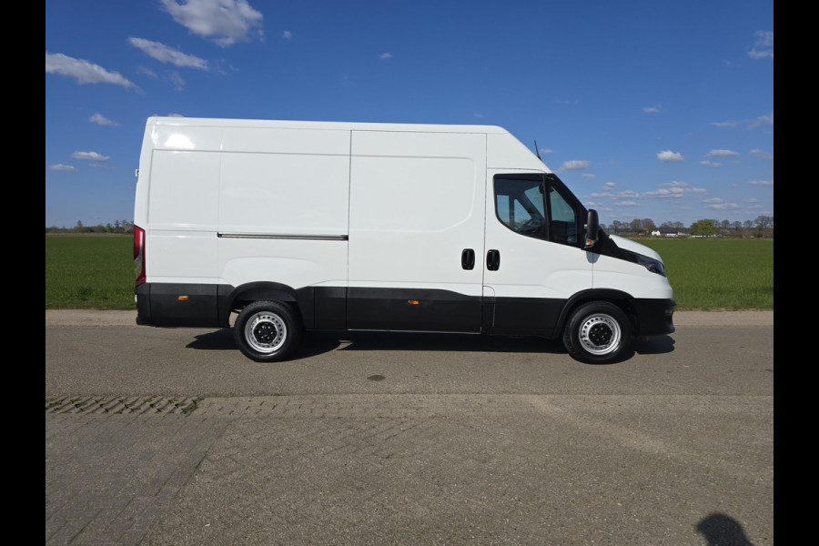 Iveco Daily 35S14V 2.3 352L H2 - 140 Pk - Euro 6 - Airco - Cruise Control
