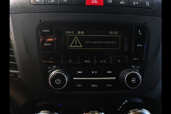 Iveco Daily 35S14V 2.3 352L H2 - 140 Pk - Euro 6 - Airco - Cruise Control