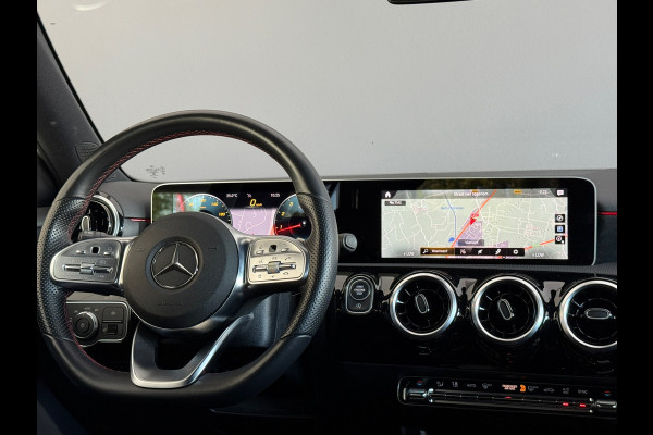 Mercedes-Benz A-Klasse 200 163pk AMG Night Dealer Onderhouden
