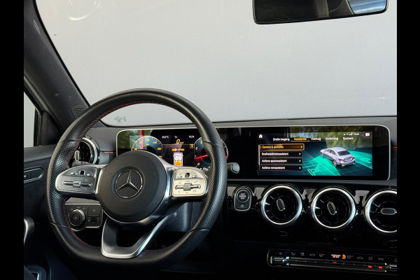 Mercedes-Benz A-Klasse 200 163pk AMG Night Dealer Onderhouden
