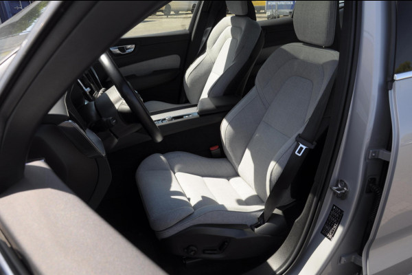Volvo XC60 T6 350PK Automaat Inscription / Long range / Adaptieve cruise control / Parkeersensoren met camera / Elektrische achterklep / Sportstoelen / Elektrische stoelen / Trekhaak / Keyless entry / Panoramadak