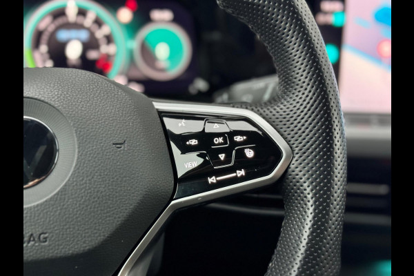 Volkswagen Golf 1.4 eHybrid GTE HuD/Pano/Matrix/Dodehoek