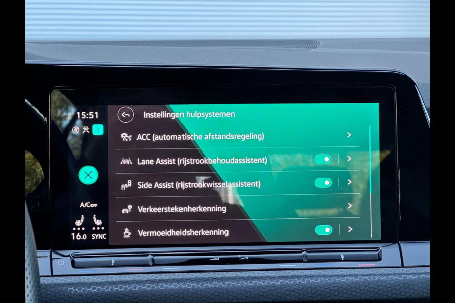 Volkswagen Golf 1.4 eHybrid GTE HuD/Pano/Matrix/Dodehoek