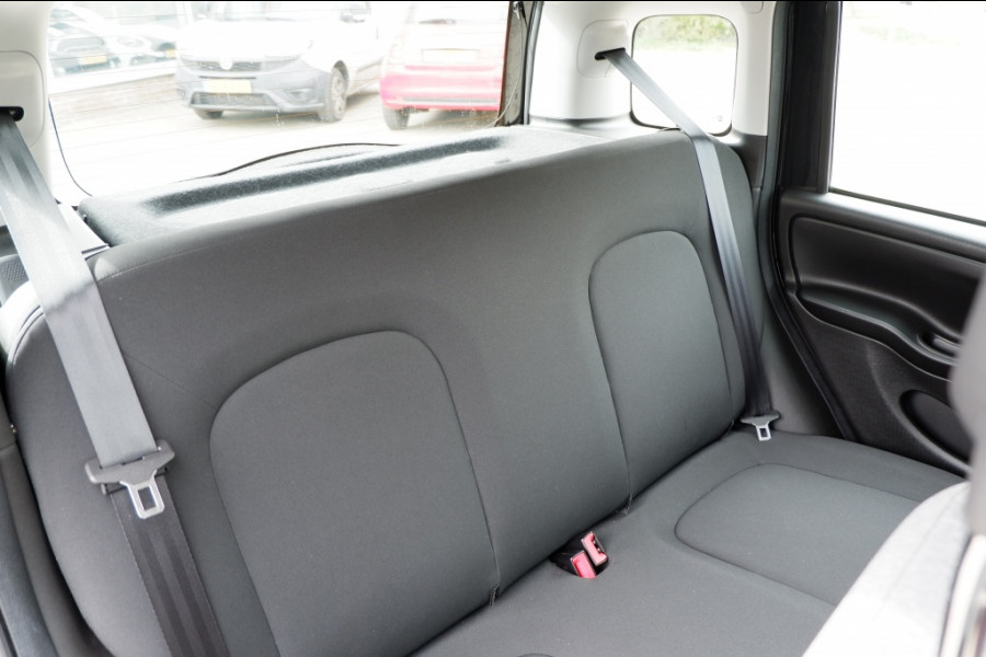 Fiat Panda 1.0 Hybr. City Rijklaarprijs incl. 12MND Bovag garantie