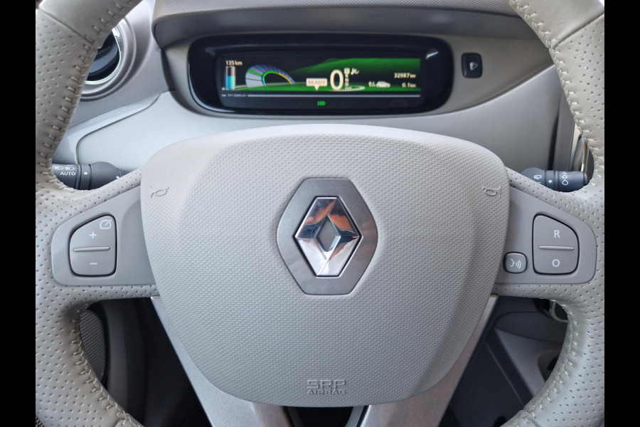 Renault ZOE Q90 Bose Quickcharge 41 kWh | DAB | Camera | Navi | Clima | Licht- en Regensensor |