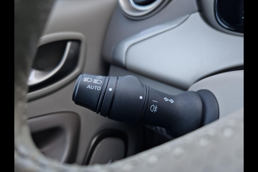 Renault ZOE Q90 Bose Quickcharge 41 kWh | DAB | Camera | Navi | Clima | Licht- en Regensensor |