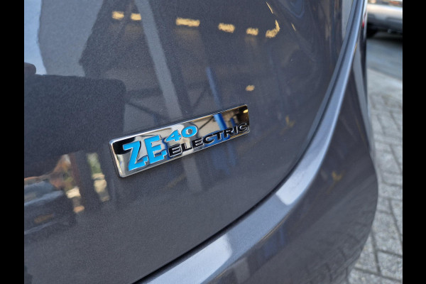 Renault ZOE Q90 Bose Quickcharge 41 kWh | DAB | Camera | Navi | Clima | Licht- en Regensensor |