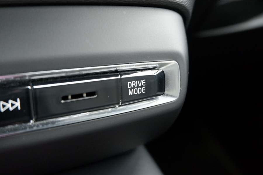 Volvo XC40 1.5 T4 PHEV Rech Inscription Expr. Rijklaarprijs incl. 12MND Bov