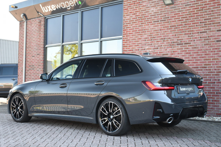 BMW 3 Serie Touring 320d M-Sport Pano ACC El-zetels Dravit Adp-onderstel Adp-LED