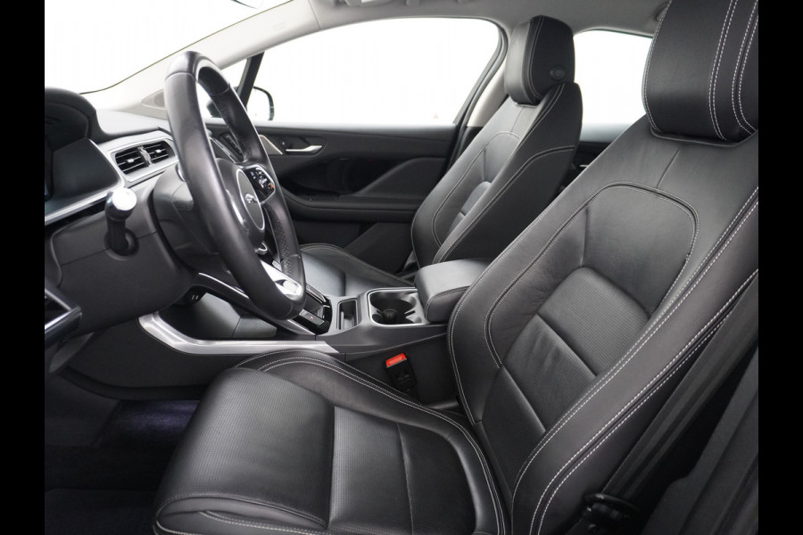 Jaguar I-PACE EV400 SE 90kWh 4WD Leer Adaptieve Cruise Control 20" Meridan®-Audio Apple Carplay Android Auto DAB PDC Keyless entry/start LED LmvBluetooth WiFi Verkeersbord detectie Uitparkeer waarschuwing Business Edition 400PK 696NM Koppel